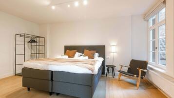 1 chambre, bureau, Wi-Fi, draps fournis