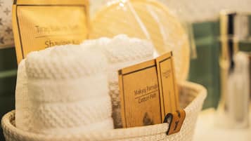 Shower, free toiletries, slippers, towels