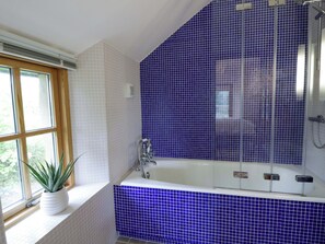 Cottage | Interior - Bryn Isaf (Tregaron)
