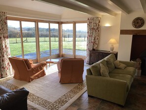 Living area - Bryn Isaf (Tregaron)