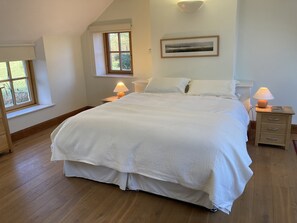 2 bedrooms, individually decorated, individually furnished, free WiFi - Bryn Isaf (Tregaron)