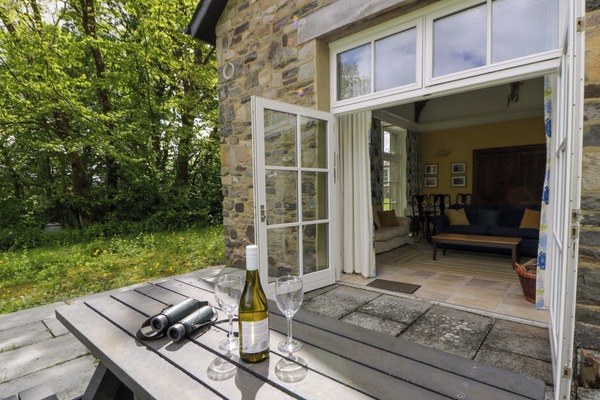 Cottage | Interior