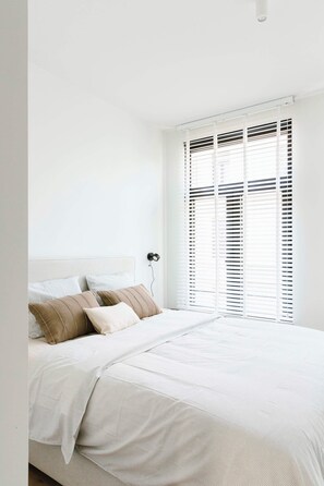 旅行用ベビーベッド、WiFi、ベッドシーツ