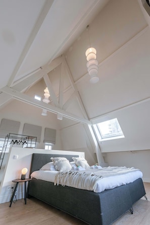 1 soverom, skrivebord, wi-fi og sengetøy