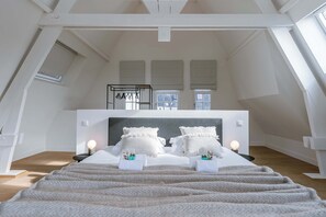 1 Schlafzimmer, Schreibtisch, WLAN, Bettwäsche