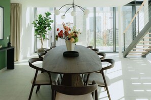 Dining - Luxurious City Penthouse with Panoramic Terrace (Antwerpen)