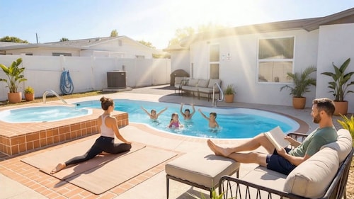 Dream Home In Holiday With Pool and Spa and more