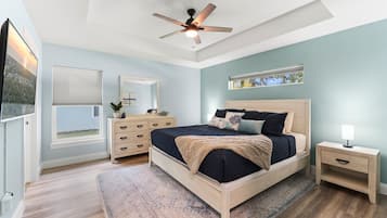 3 Schlafzimmer, Schreibtisch, BĂŒgeleisen/BĂŒgelbrett, kostenloses WLAN