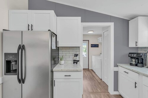 Family farm guest house 10 minutes from Big Stone