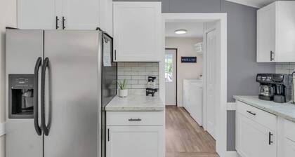 Family farm guest house 10 minutes from Big Stone