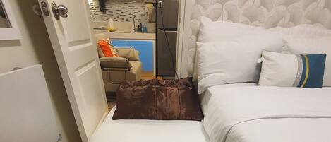 2 chambres, fer et planche Ă repasser, Wi-Fi, draps fournis