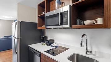 Room, 1 King Bed, Mobility Accessible, Non Smoking