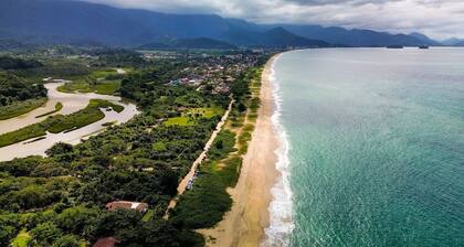 Casa em Condom nio c Churrasqueira a 200m da Praia