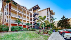 Unclassified image, 3 of 37, button - 5th floor condo w/ sauna, hot tub, shared pools, gym, balcony, near theme parks (Kissimmee)