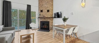 Loft le Mercier by Gestion ELITE