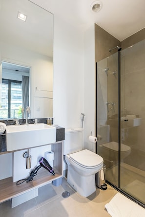 Bathroom - Luxo na Faria Lima - Millenium (São Paulo)