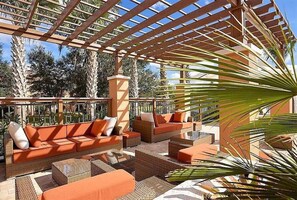 Terrace/patio - #2705 Modern Resort Home Pool/Spa Disney Universal (Kissimmee)