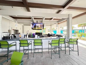 Bar (on property) - 2912 Storey Lake • Private Pool & Spa Near Disney. (Kissimmee)