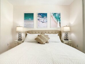 3 bedrooms, desk, iron/ironing board, travel cot - #304 Resort 3BR/2BA Pool/Spa WindsorHill Disney (Kissimmee)