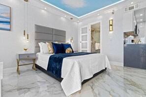 1 bedroom, desk, iron/ironing board, WiFi - 2608 Luxury Lakeview • Universal & Epic Universe (Orlando)