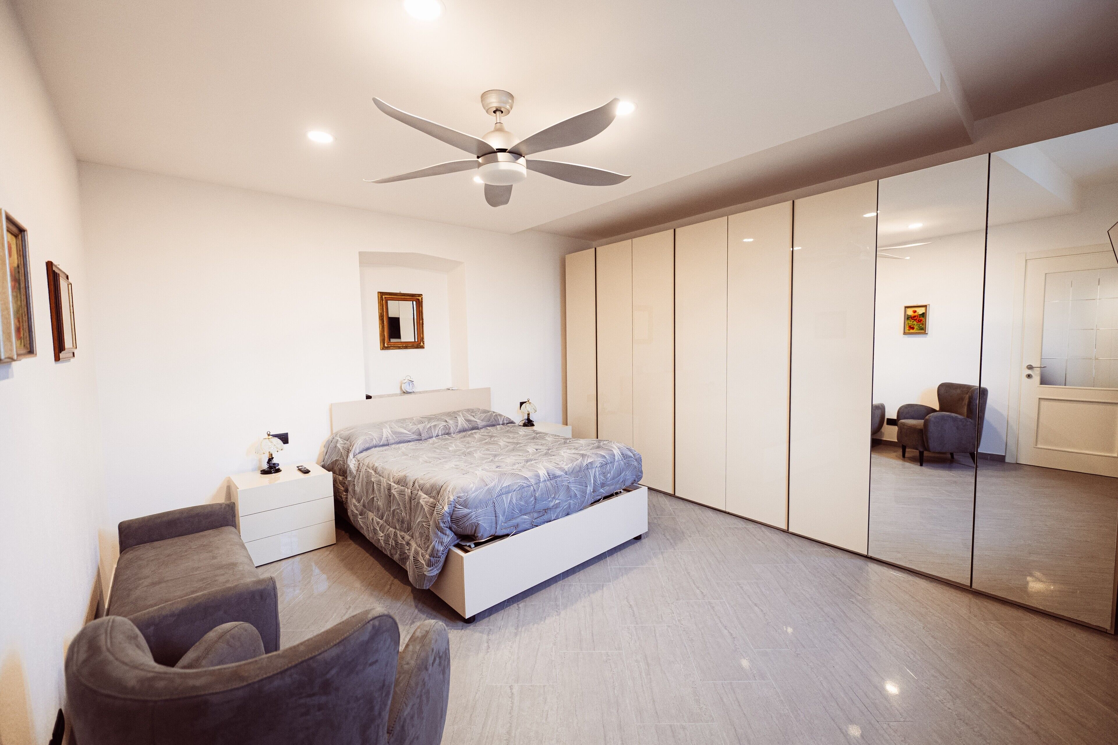 1 chambre, fer et planche à repasser, Wi-Fi, draps fournis