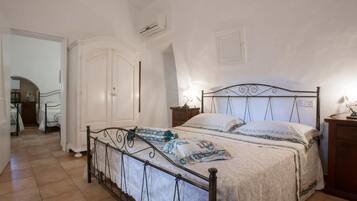 Strykejern/-brett, wi-fi og sengetøy