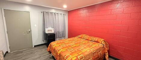 Economy Single Room | Free WiFi