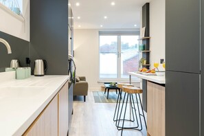Interior - Leeds City-Centre 1-Bed with Private Roof Terrace (Leeds)