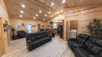 Smart-TV, DVD-Player, Bücher