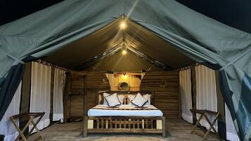 Chambre Simple Deluxe, vue montagne | Coffres-forts dans les chambres, bureau