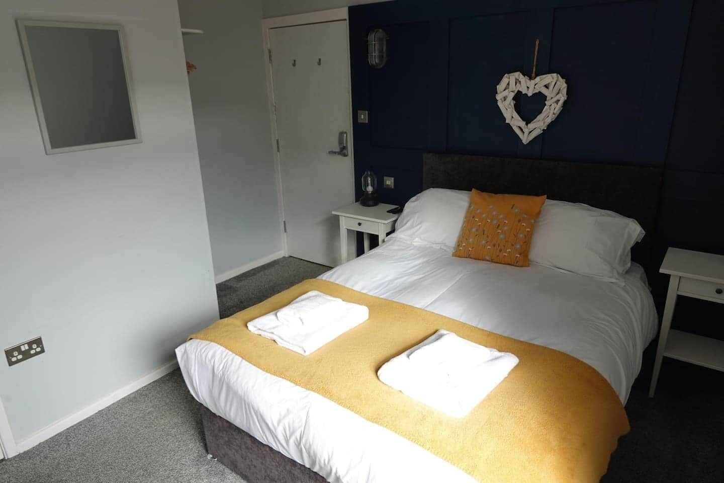 1 bedroom, WiFi, bed sheets