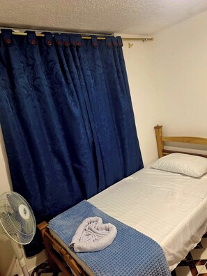 2 dormitorios, Internet, ropa de cama