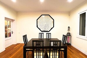 Dining - Casa Santiago Menor - Central Stay (Funchal)