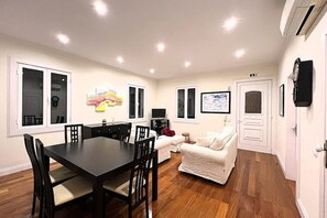 Living area - Casa Santiago Menor - Central Stay (Funchal)