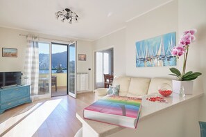 Smart TV - Regina di Cuori - Two Bedroom Apartment, Sleeps 4 (Albenga)