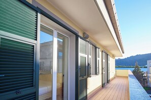 Exterior detail - Regina di Cuori - Two Bedroom Apartment, Sleeps 4 (Albenga)