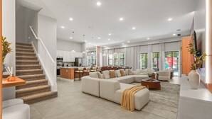 Living area - 15 BD/ 16.5 BA/ Paradiso Grande (11078 MB) (Orlando)