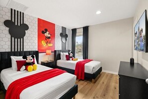 1 habitación, tabla de planchar con plancha, cuna de viaje y wifi 
