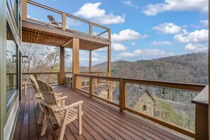 Property grounds - New & Lux: Hottub, Sauna + Mt Views - Otter Run #4 (Gatlinburg)