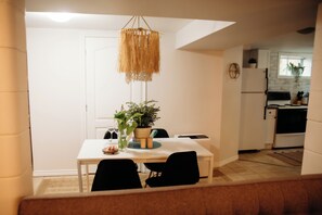 Dining - Beachy 2BR Escape | Relaxed Coastal Vibes (Belleville)