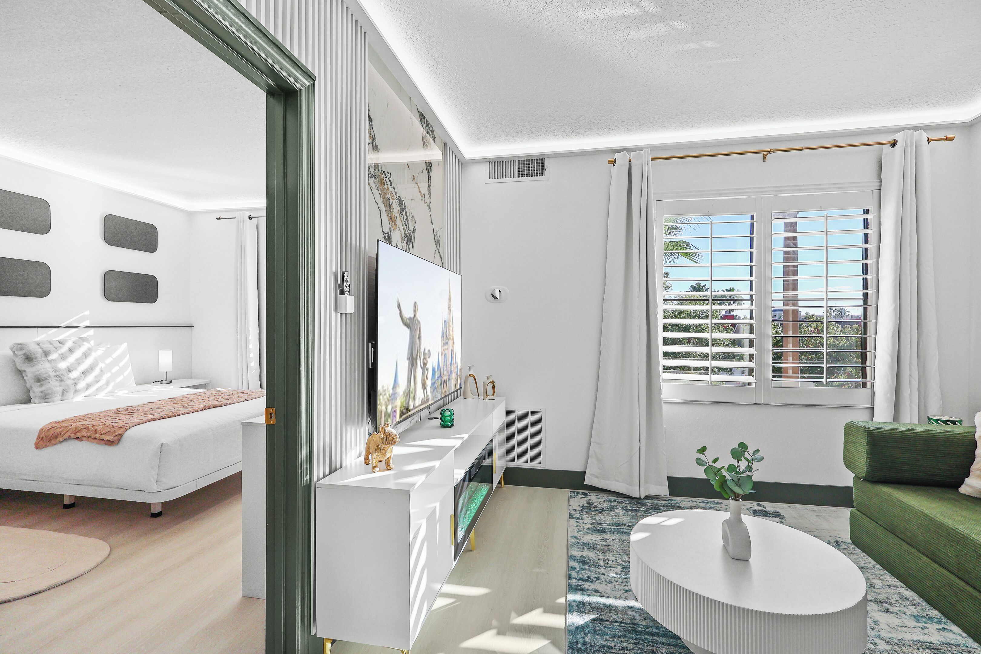 Fer et planche à repasser, Wi-Fi, draps fournis