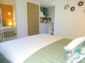 Studio Deluxe, vue piscine