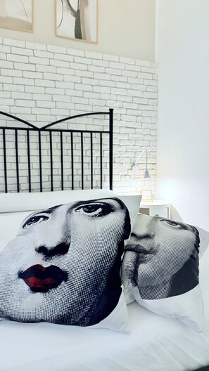 1 chambre, fer et planche à repasser, Wi-Fi gratuit, draps fournis