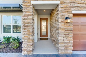 Exterior detail - 15 Min to Disney: Resort Amenities, Pool! (Kissimmee)