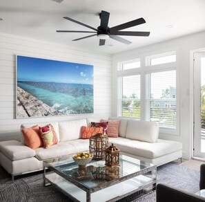 Smart TV - Swimming Pool / Boat Dock / Close to Key West (Sugarloaf)