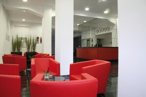 Lobby - ALCATRAZ Hotel am Japanischen Garten (Kaiserslautern)