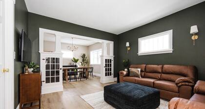 Dog & Family Friendly, 3 Blocks to Beach & Bars