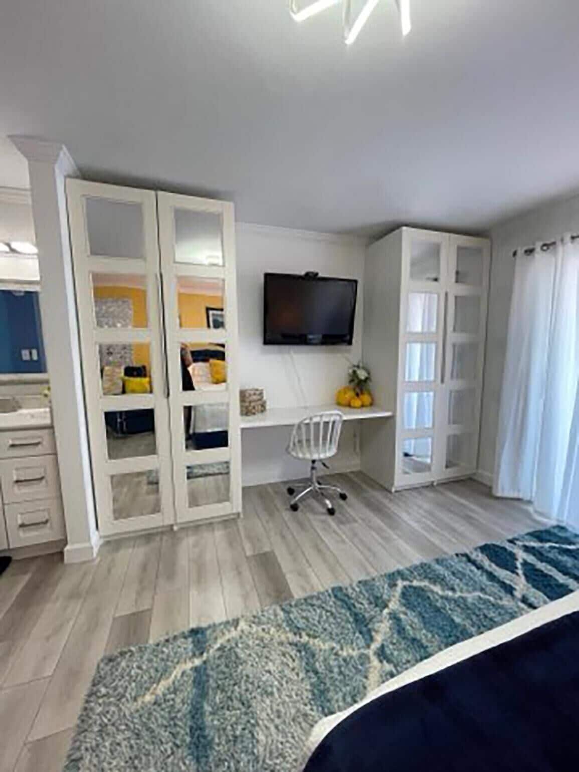 House, Multiple Beds (Seagull Villas #3)