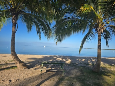 Delightful 2-Bedroom 2 Bath Condo with AC in Boquerón Poblado