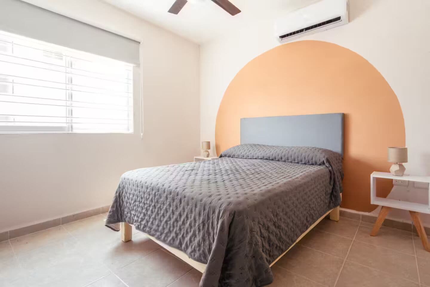 Bügeleisen/Bügelbrett, Bettwäsche